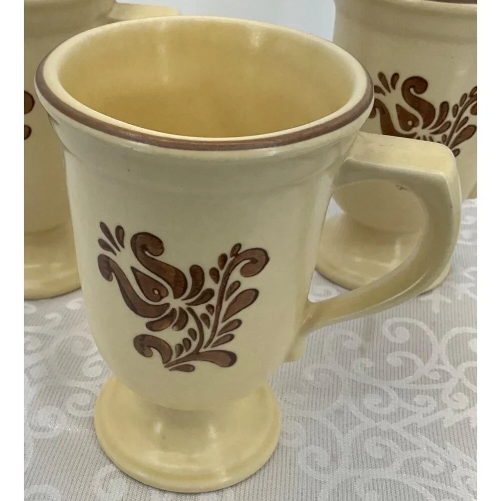 Pfaltzgraff Set Of‎ 3 Vintage Ceramic Pedestal Mugs